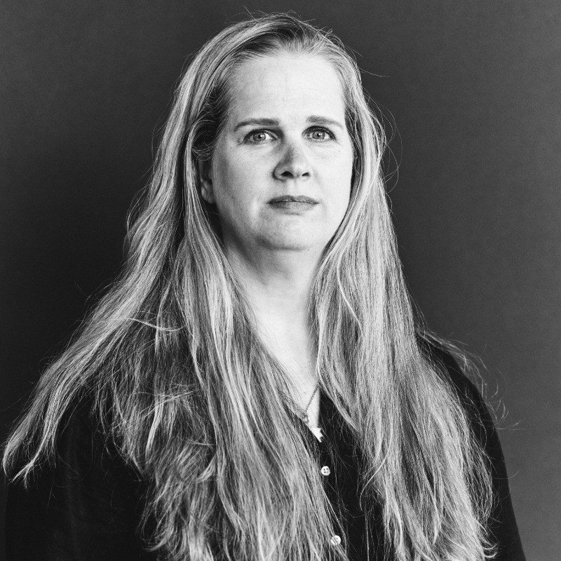 Black-and-white portrait of former AIGA NY president Jennifer Kinon
