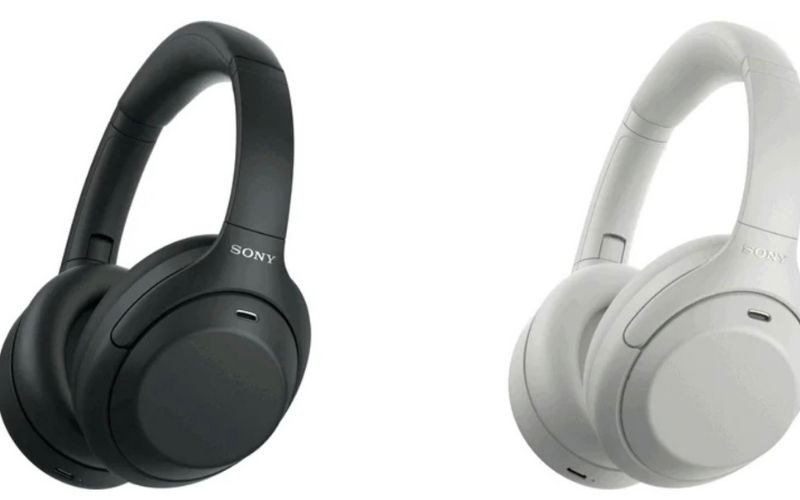 Leaked Sony WH-1000XM4C headphones shown in black and white